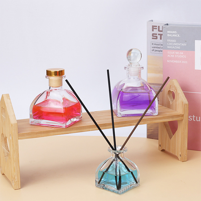 50ml 100ml 150ml Rattan Volatile Yurt Aromatherapy Bottle