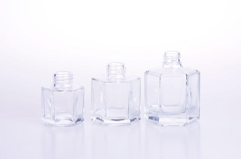 Hexagonal Glass Reed Diffuser Bottle with Rattan