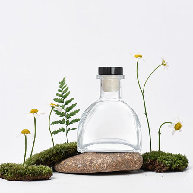 50ml 100ml Yurt Aromatherapy Bottle with Glass Plug