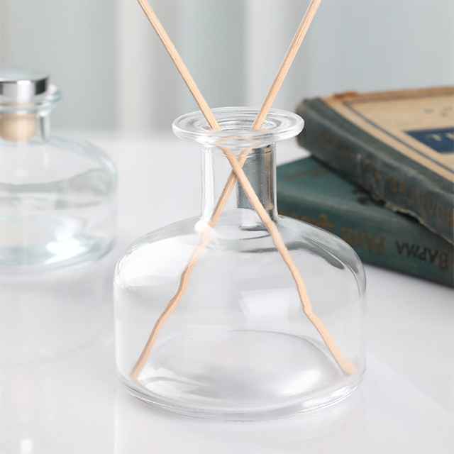 180ml 300ml Clear Seal Shaped Glass Perfume Diffuser