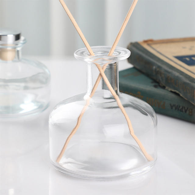 180ml 300ml Clear Seal Shaped Glass Perfume Diffuser